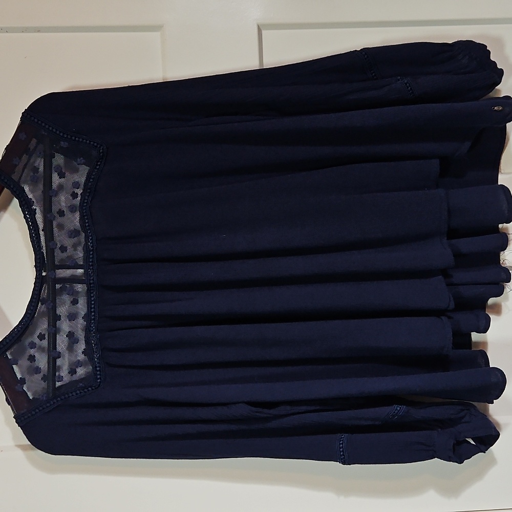 Q2 Collection Navy Embroidered Mesh Yoke Blouse Size Medium